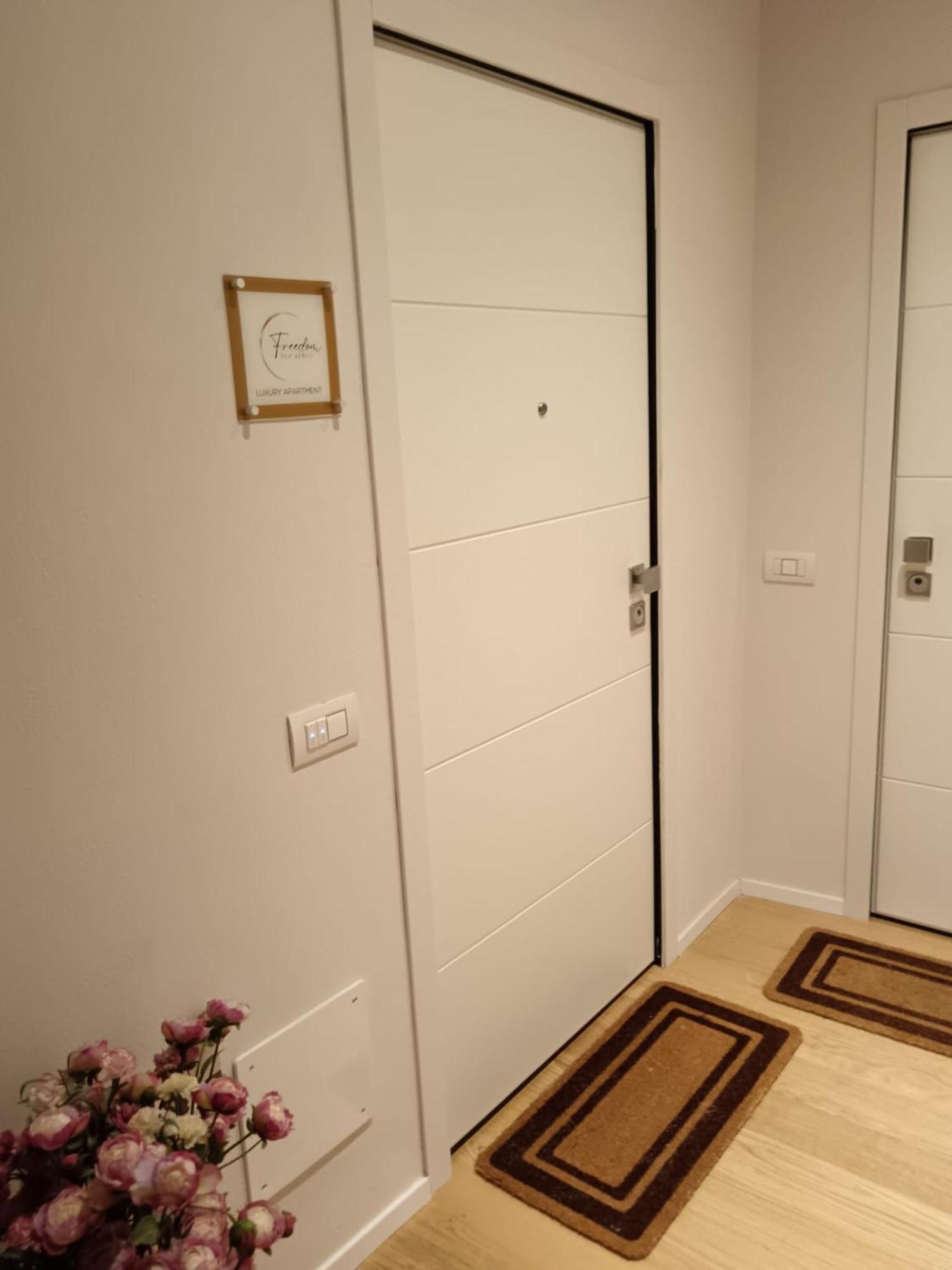 Freedom Suites Parma Kültér fotó